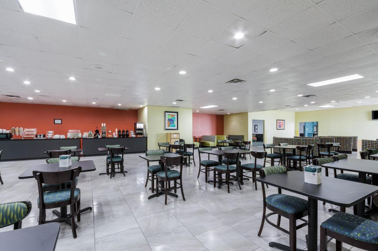 Days Inn By Wyndham Oklahoma City Bricktown Екстер'єр фото